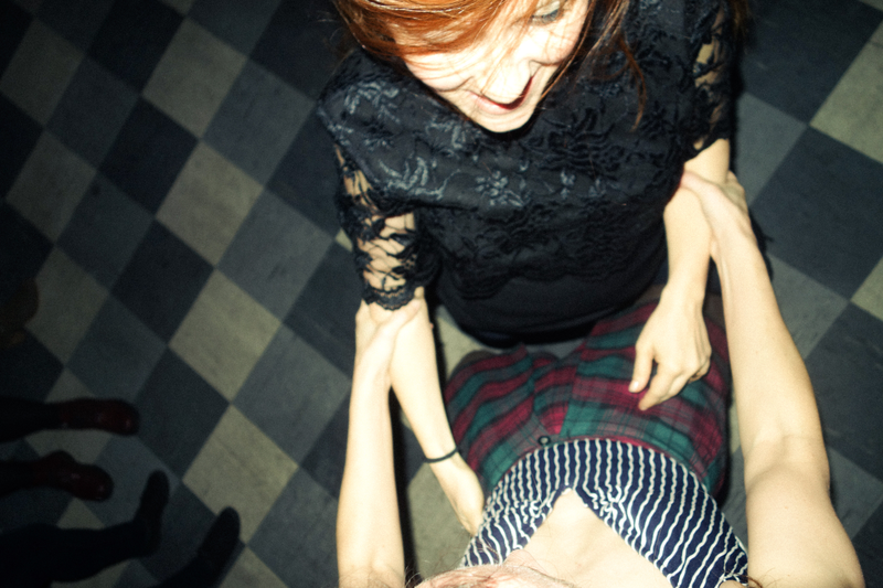 Illustration for article titled WHITE GIRL : WRAP PARTY